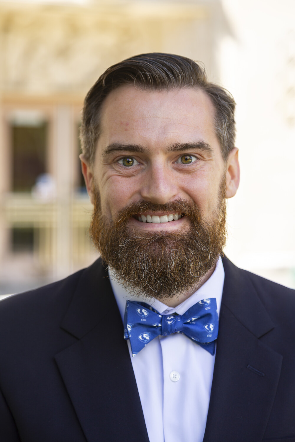 Dr. Robert Strausbaugh