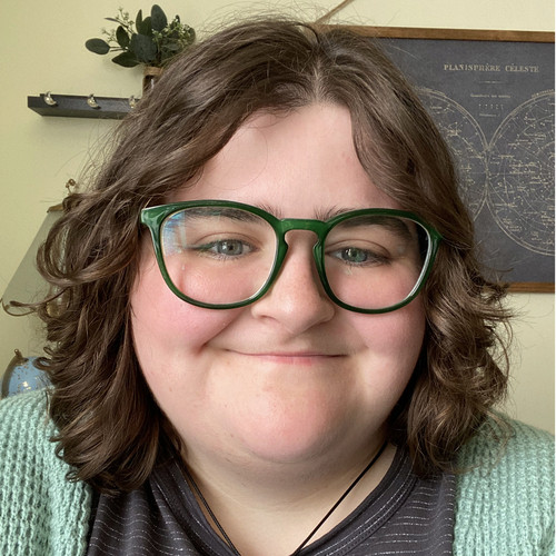Sydney Quick, English with Professional Writing minor and a concentration in Creative Writing at EIU